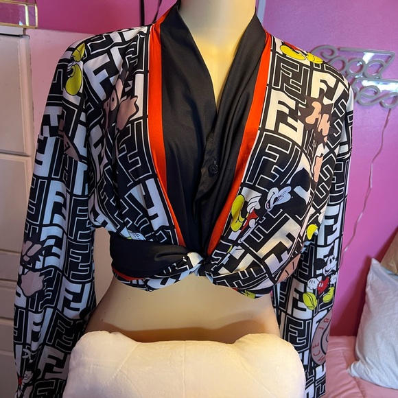 Fendi Women's Black Graphic Jacket - Picture 4 of 6